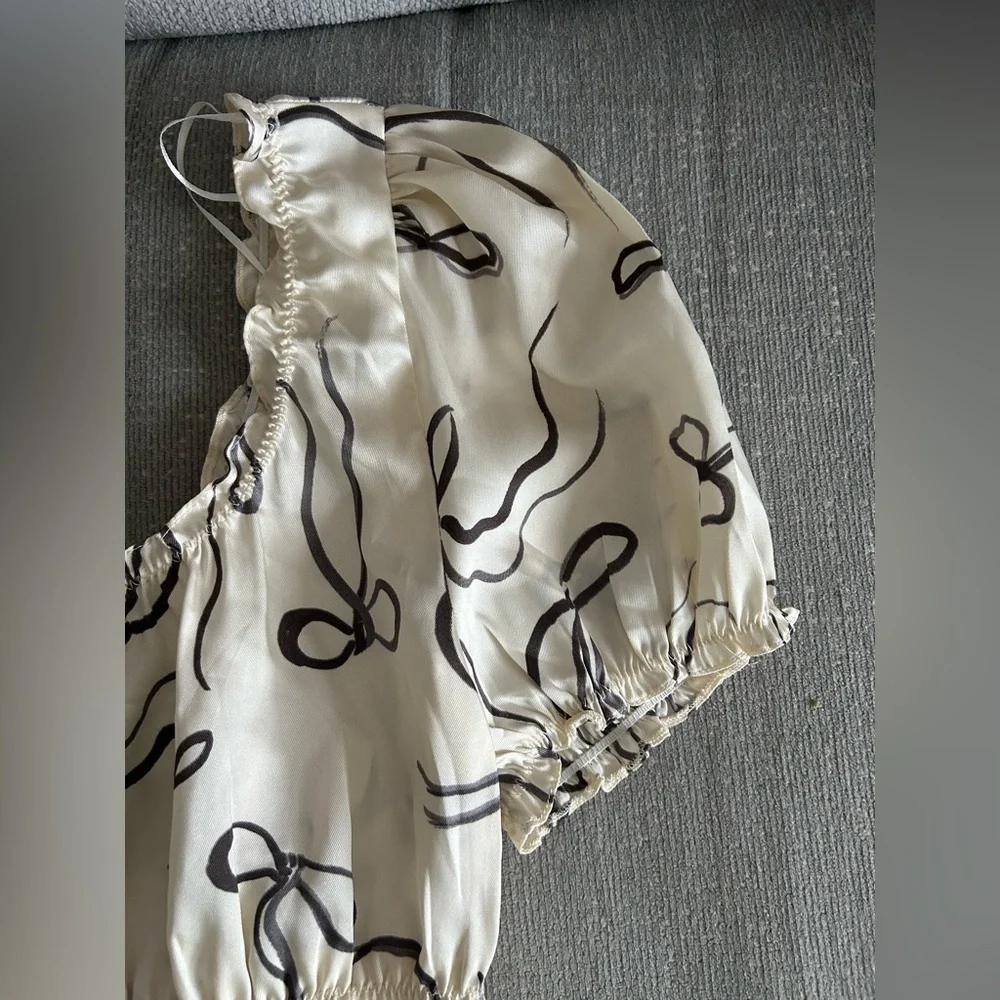 Zara cream off